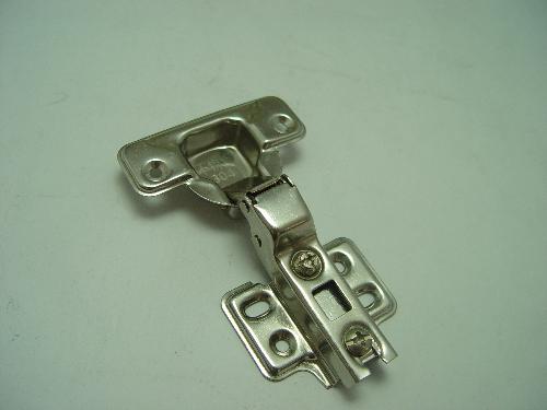 如何在Photoshop中优化五金金属产品照片